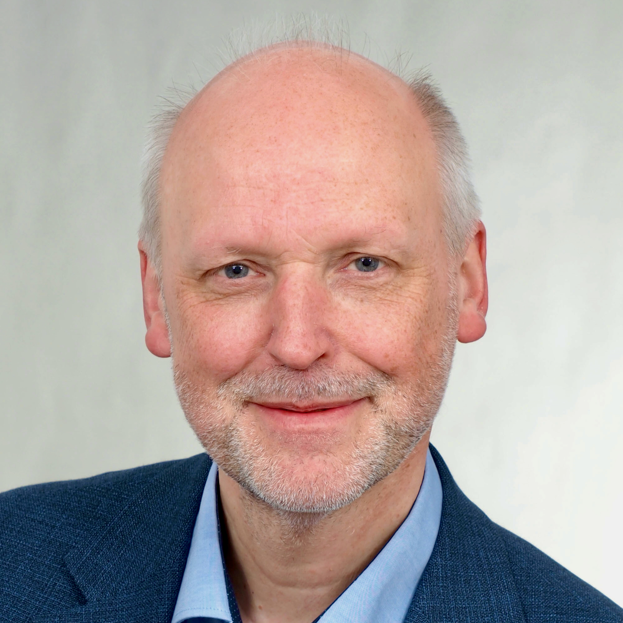 Lutz Naehrlich